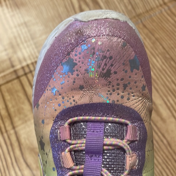 Girls Light Up “Unicorn Dream” Skechers - Picture 3 of 8